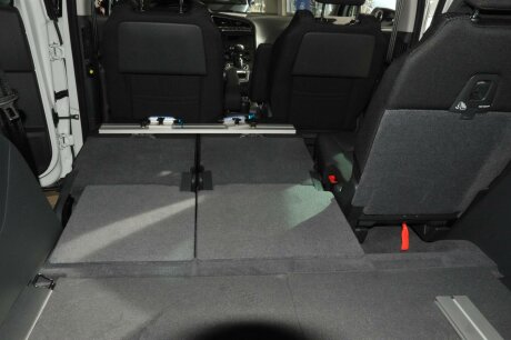Innenraum-Fahrradtr&auml;ger Schiene (l=80cm) f&uuml;r die R&uuml;ckenlehnen-&Ouml;sen P2