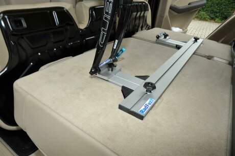 Fahrradtr&auml;ger Schiene L&auml;nge=100cm inkl. Befestigungsteile f&uuml;r die P2 Befestigungspunkte Abstand = 94cm