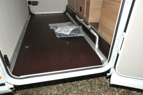 Fahrradtr&auml;ger RF-Schiene, L&auml;nge=130cm, an die 45&deg; Zurrschienen im Hymer, Knaus, Weinsberg