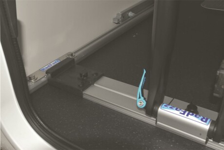 Fahrradtr&auml;ger RF-Schiene, L&auml;nge=70cm, an die Fiamma-Zurrschienen im GottiLine, Laika, Mooveo, Pilote