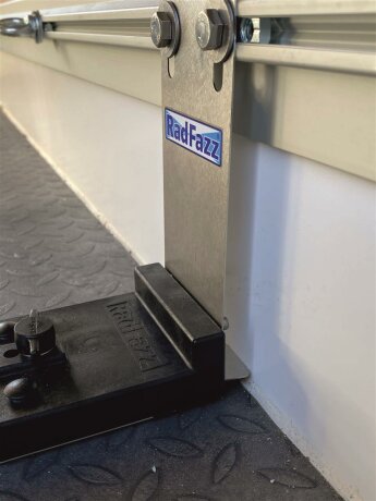 Fahrradtr&auml;ger RF-Schiene, L&auml;nge=100cm, an die Eura Mobil-Zurrschienen, Bodenh&ouml;he 15,5cm - 16,5cm