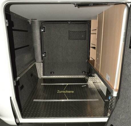 Fahrradtr&auml;ger-Schiene inkl. Befestigungsteile zum Einbau an die Hymer-Boden-Zurrschienen